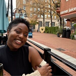 Meet your Posher, Aominae's